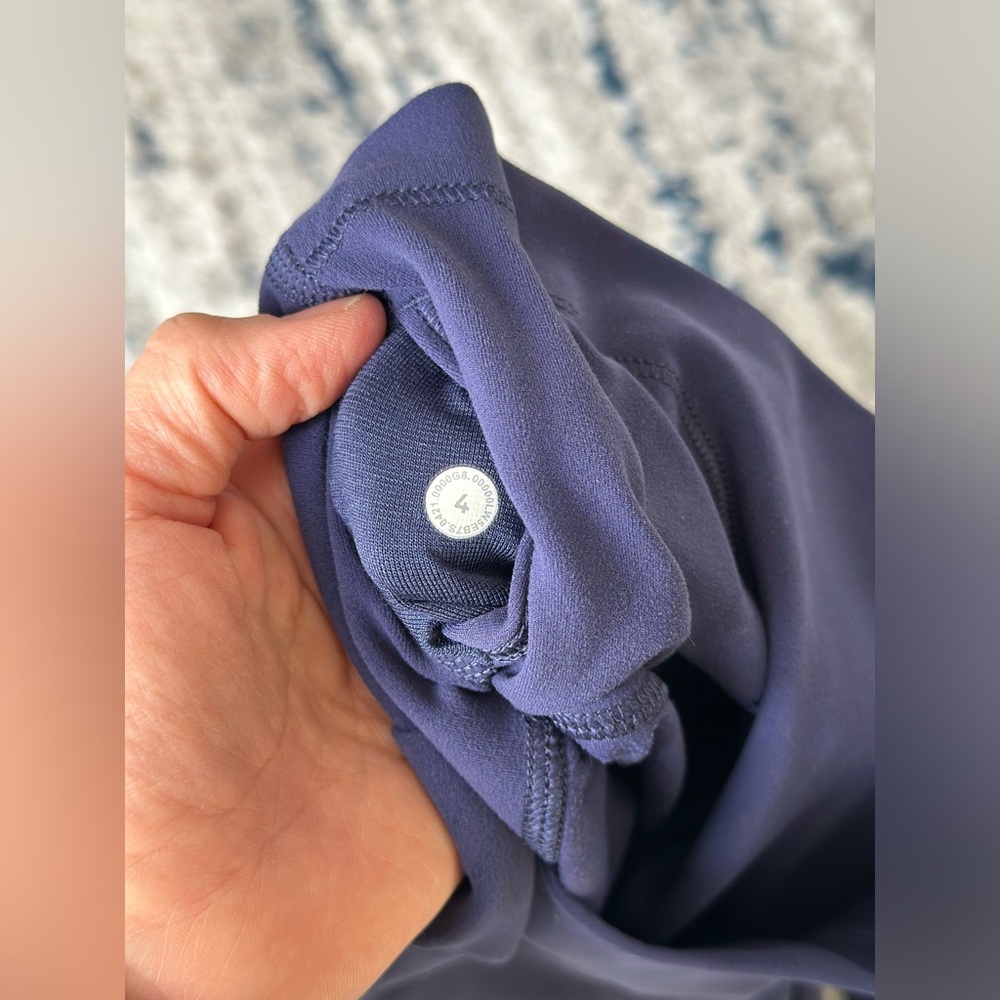 Lululemon Align High-Rise Pant 25" *Graphic - Picture 5 of 7